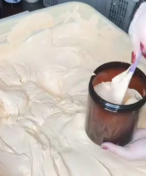 GLOW & WHITE ZAFRANI CREAM (BUY 1 GET 1 Free)